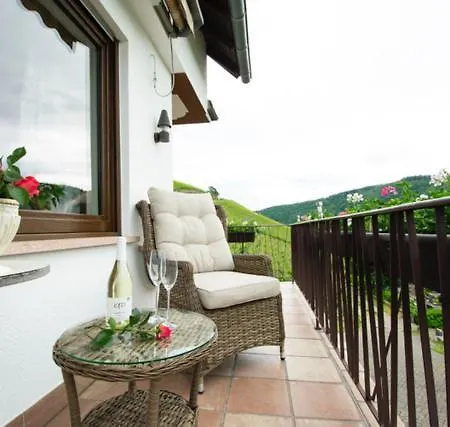 Vendégház Wein Und Gastehaus Marlene Pohl Kinheim